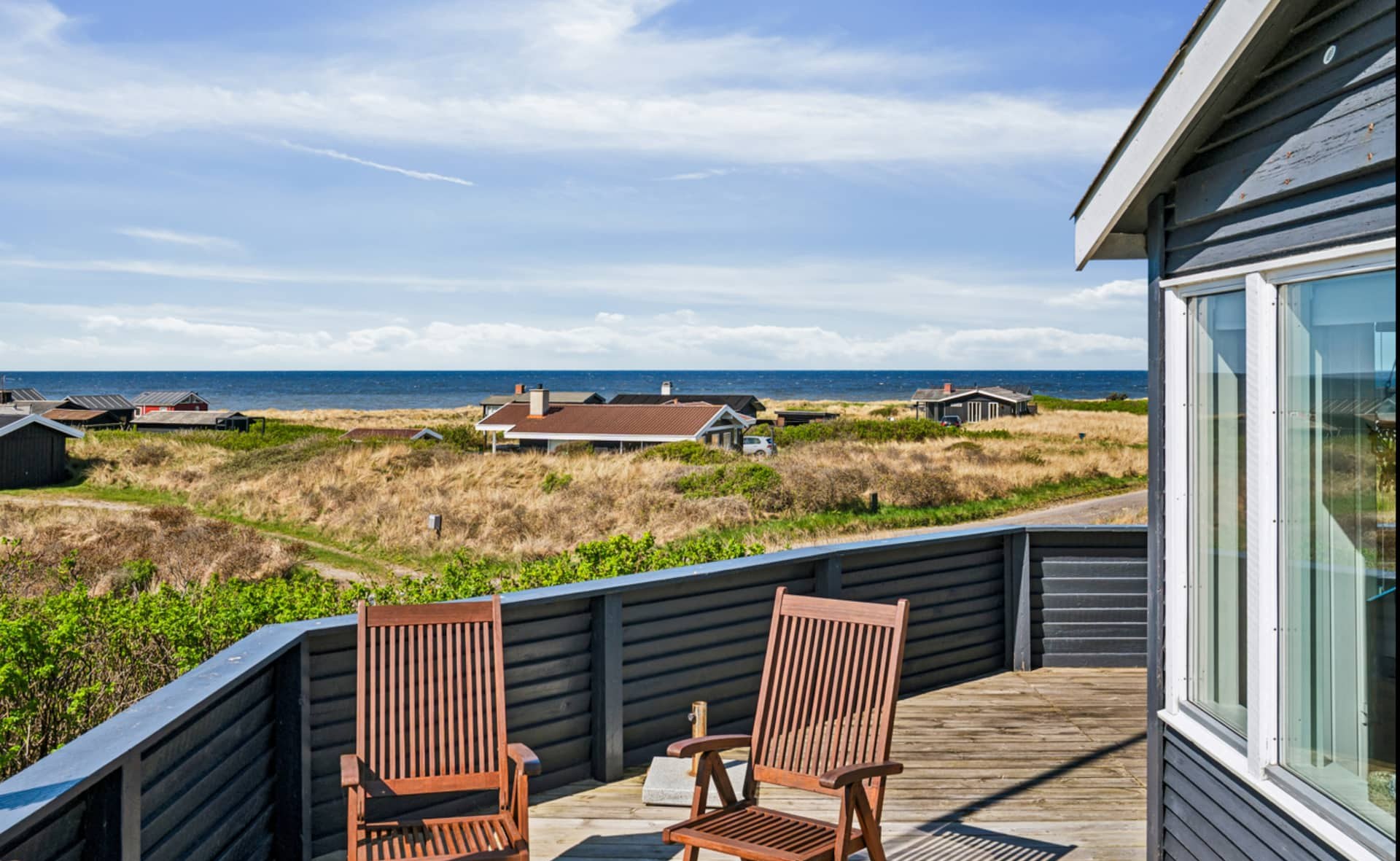 Terrassen på Toppen med panoramaudsigt over klitterne og Vesterhavet
